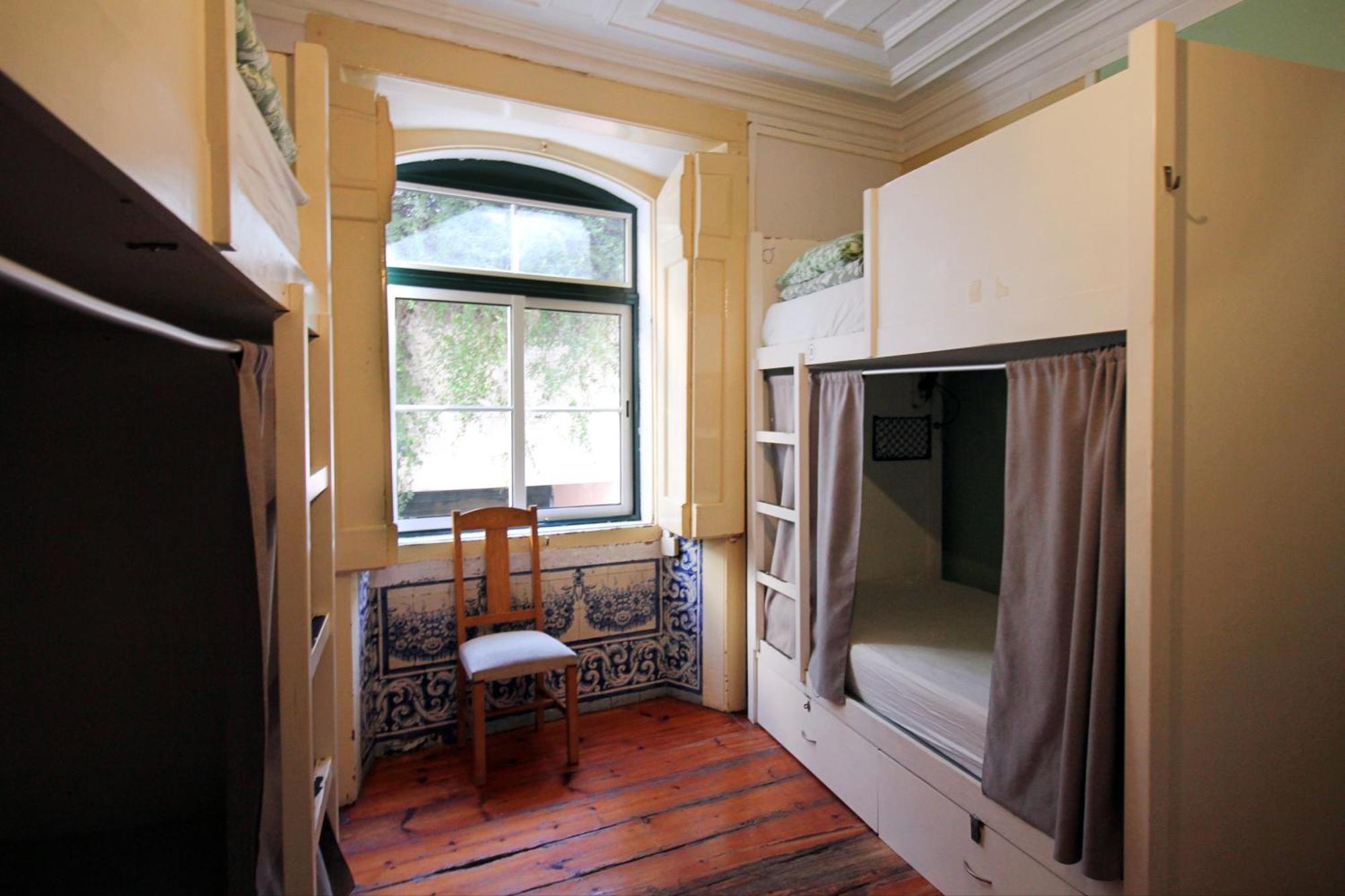Wot New Lisbon Hostel Exterior photo