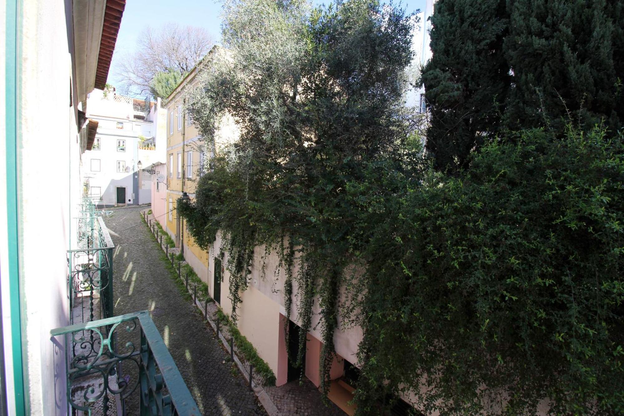 Wot New Lisbon Hostel Exterior photo