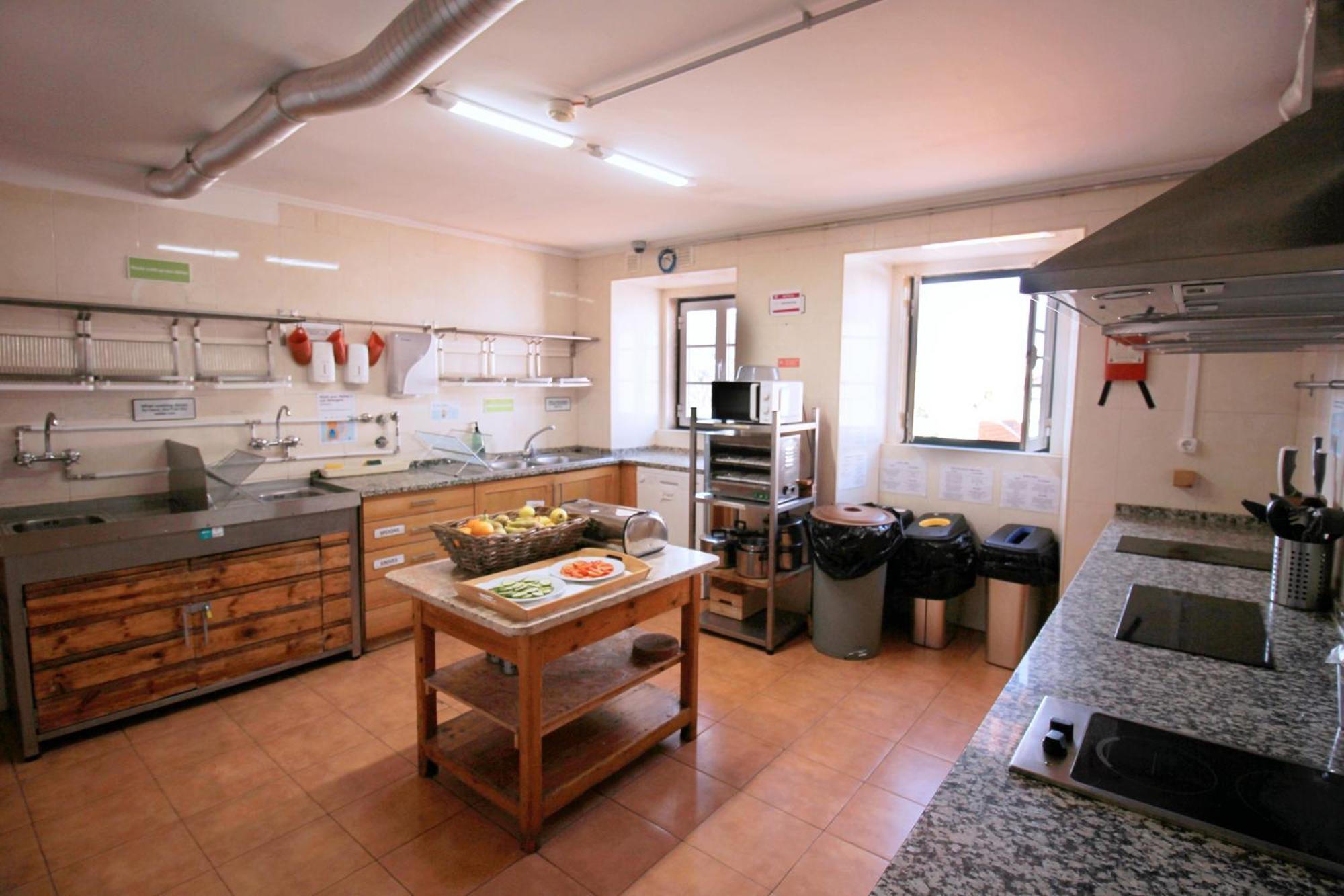 Wot New Lisbon Hostel Exterior photo