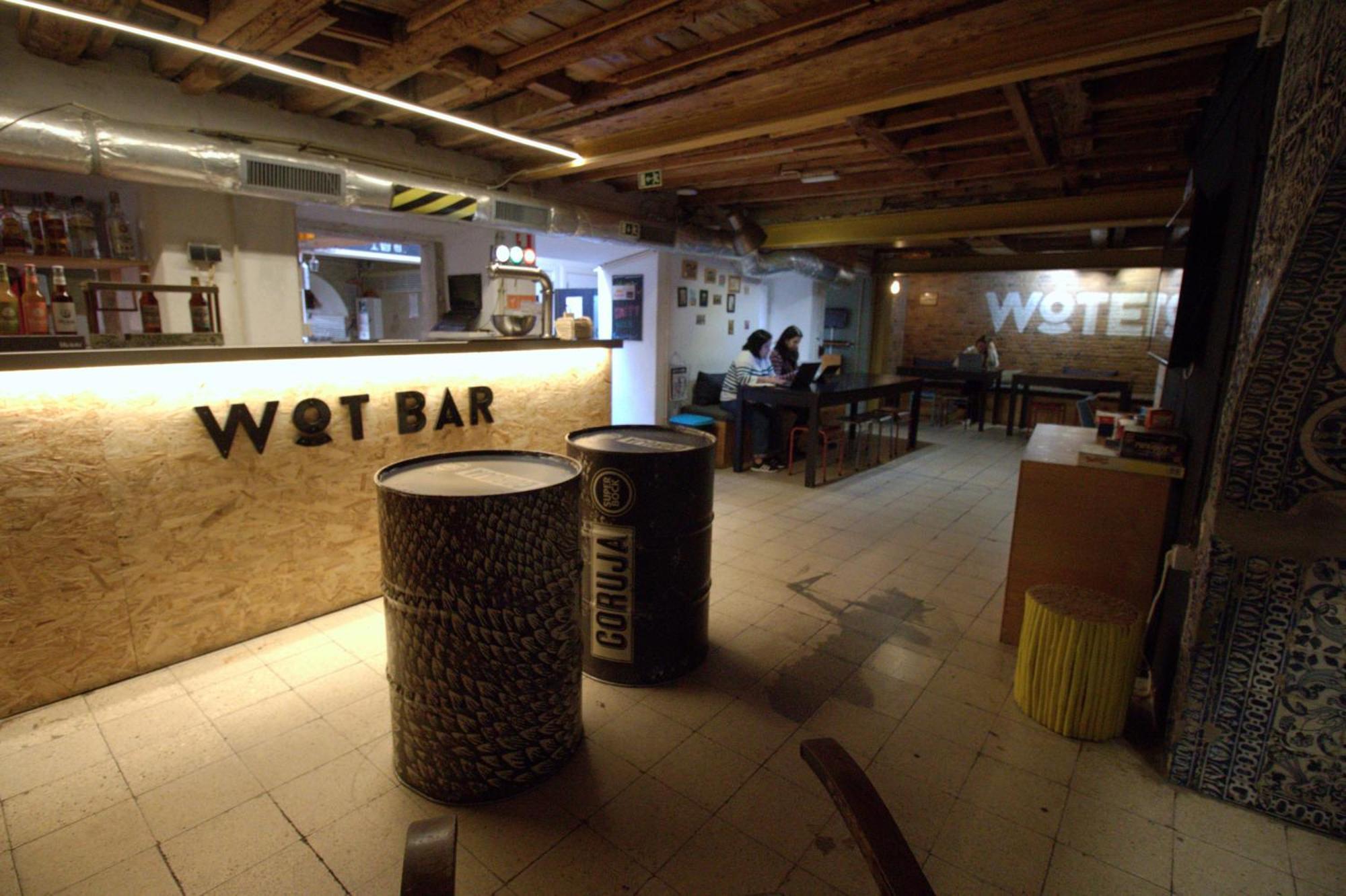 Wot New Lisbon Hostel Exterior photo
